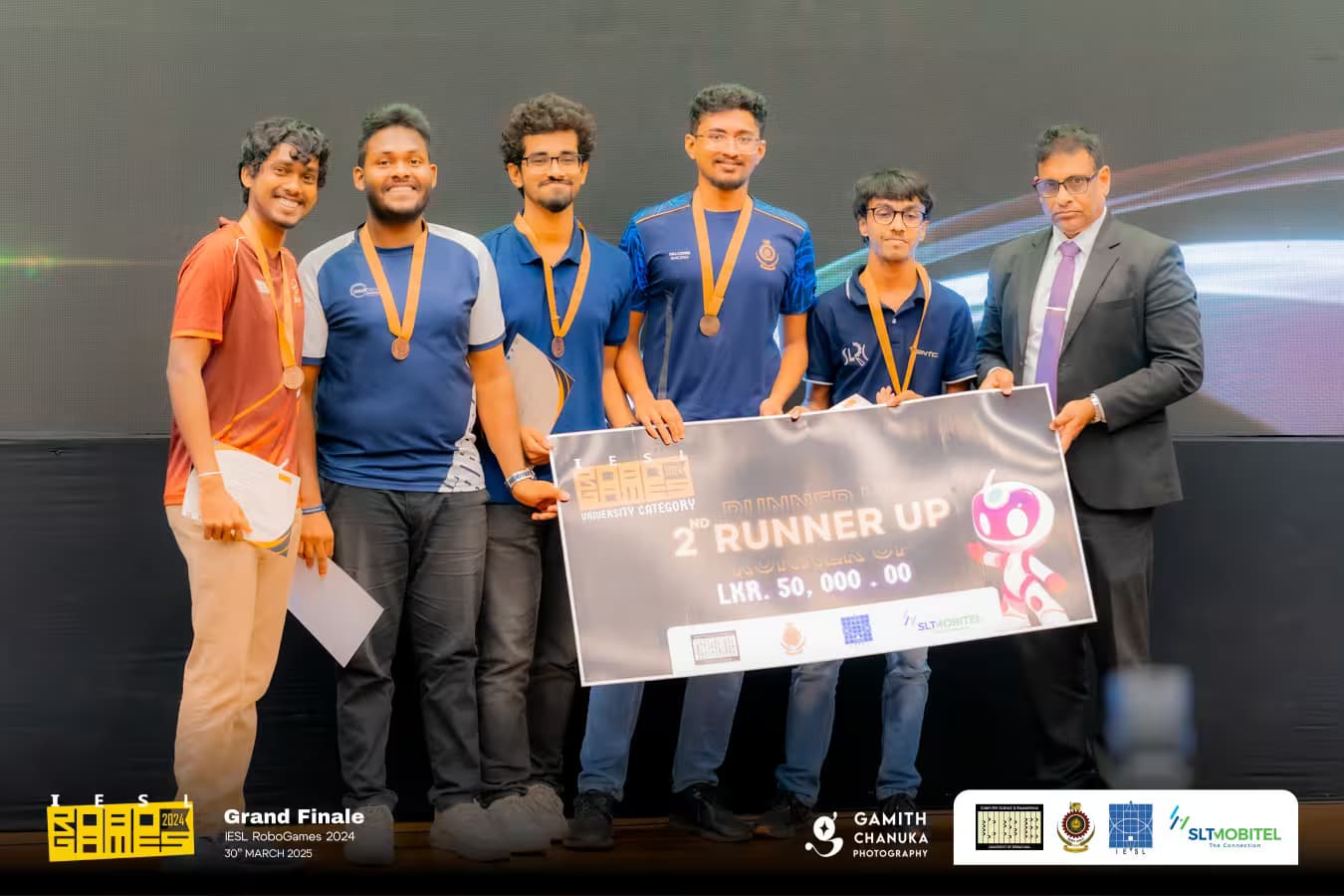 RoboGames University category — champions photograph 3